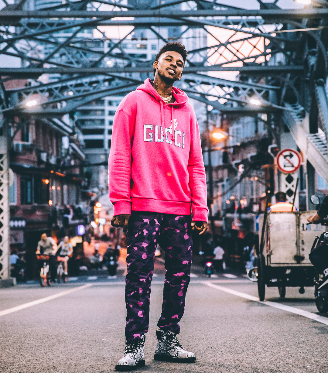 玉昆球迷在机场深情送别安德森，安德森的回应藏着太多不舍（玉昆球迷机场深情送行，安德森回应尽显不舍）