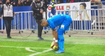 60球！伊卡尔迪是加拉塔萨雷联赛历史进球最多的外籍球员（伊卡尔迪轰入60球，成加拉塔萨雷联赛史上进球最多的外援）