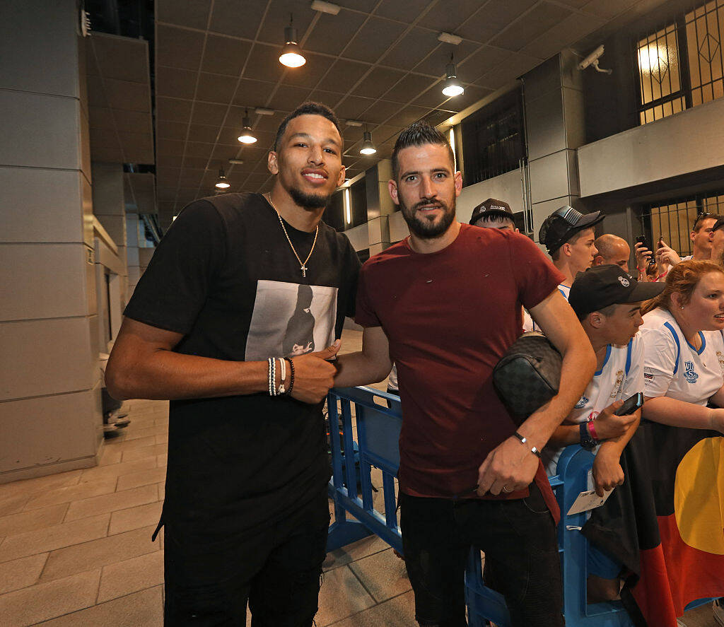 威尔希尔：英格兰队现在有了顶级教练，图赫尔能率队夺世界杯（威尔希尔：英格兰队已迎顶级主帅，图赫尔有望带队夺得世界杯）