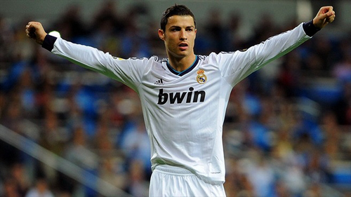 国安主场战平广州恒大（北京国安主场与广州恒大战成平局）