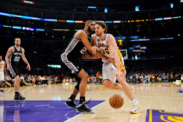 德塞利心目中的最佳11人，真是BIG胆，竟然无“公认”足坛第一人（德塞利心中最佳11人：大胆之选，竟未纳入公认的足坛第一人）