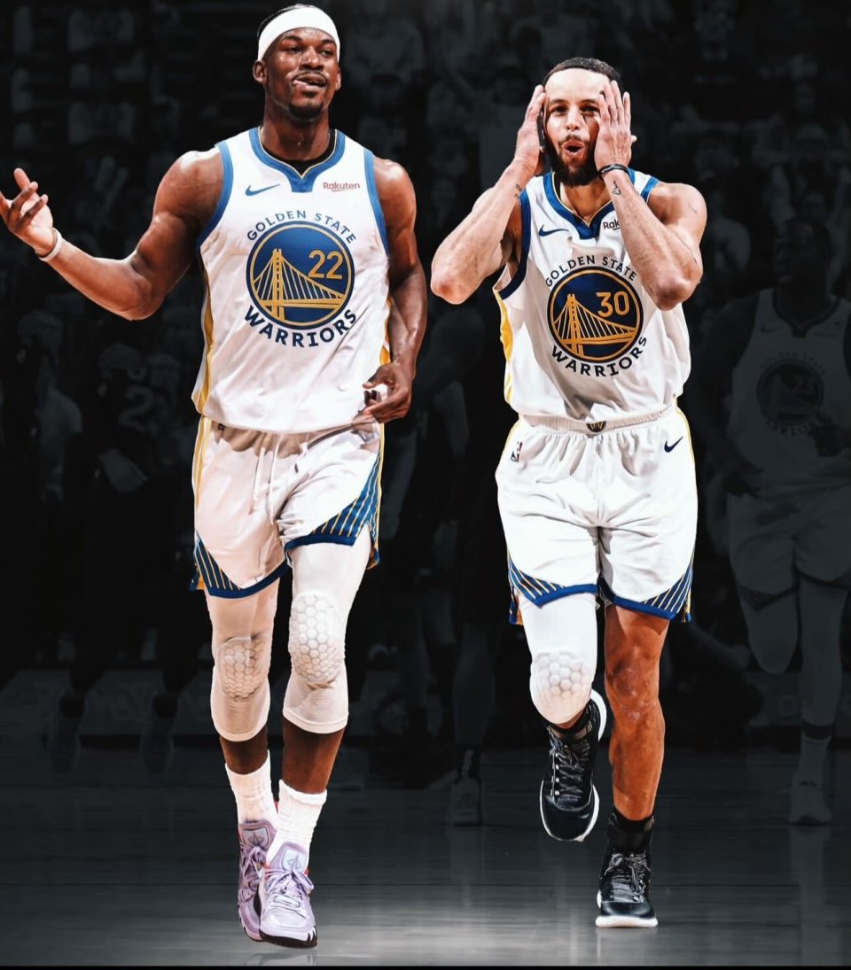 53岁齐达内拒绝接手！皇马寻找阿隆索替身：已接触2名主帅（齐达内53岁婉拒执教，皇马为阿隆索寻备选：已与两位主帅接触）