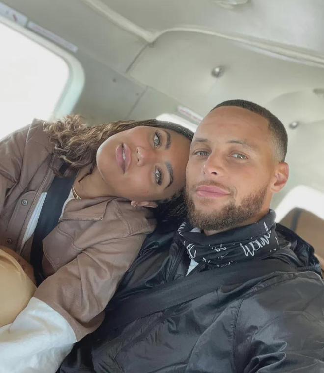 足球中超前锋获月最佳，进球效率惊人（中超锋霸当选月度最佳，破门效率爆表）