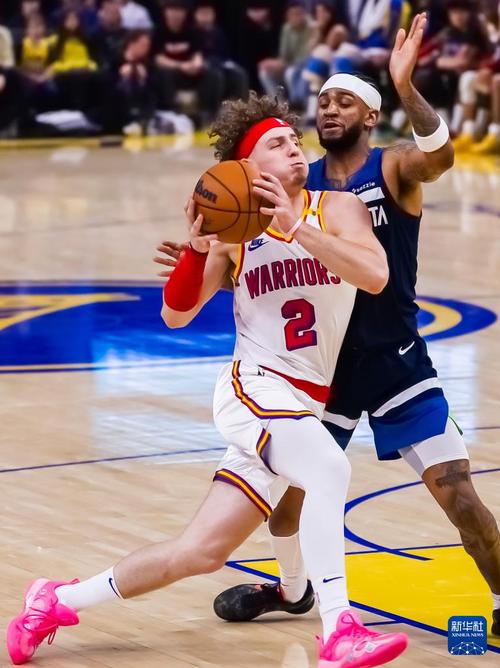 魏祥鑫：在梯队时我经常自己加练，上午训练下午晚上我就加练（魏祥鑫：梯队阶段我常自加训练，上午练完下午和晚上继续练）